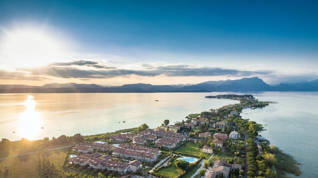 Hotel Ideal Sirmione Bagian luar foto