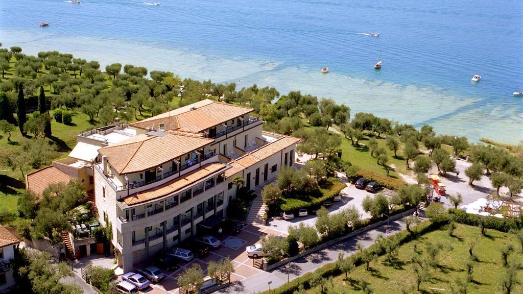 Hotel Ideal Sirmione Ruang foto